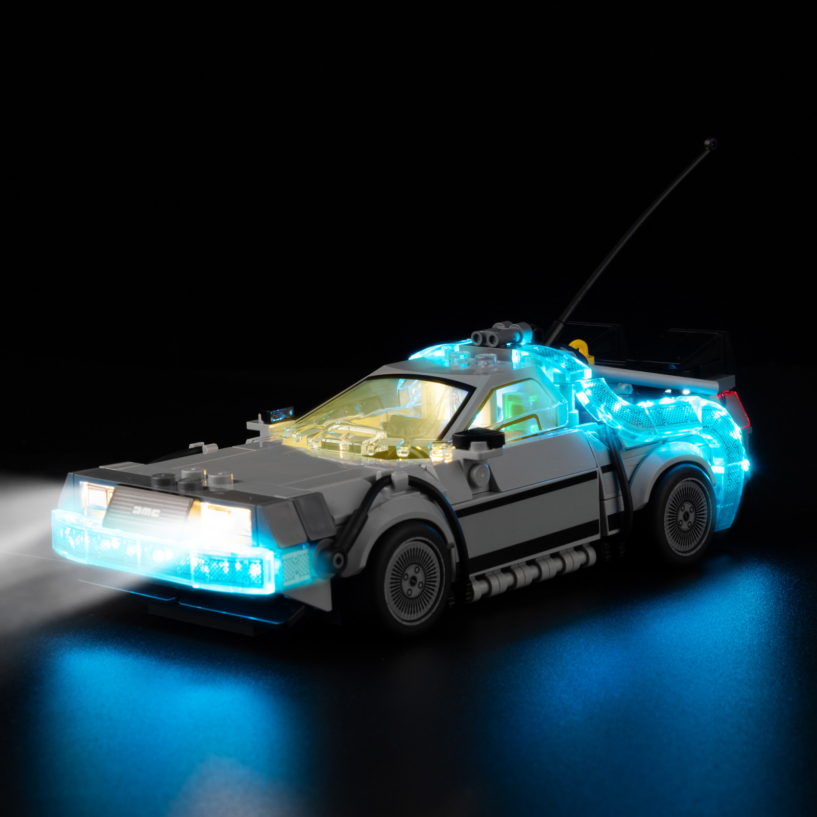 백 투 더 퓨처 델로리안의 레고 타임머신용 LED 조명 - Model Kit Lego 리뷰 및 가격